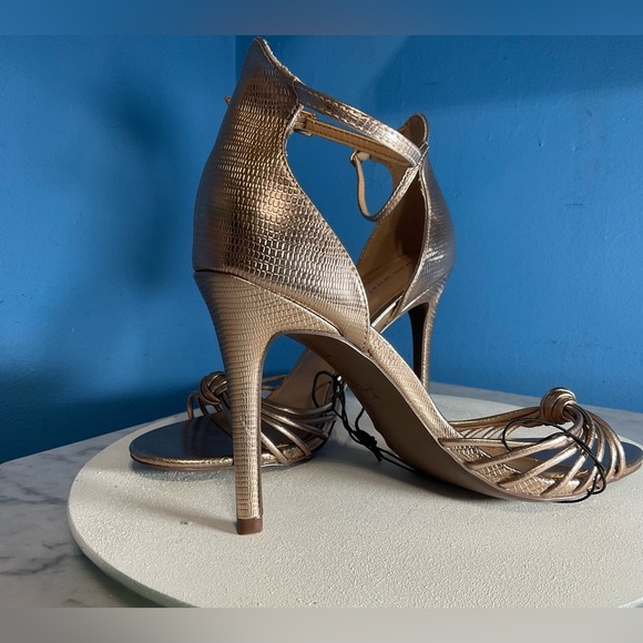 NWOT Who what wear Women's heeled sandals 7.5 - Picture 9 of 10